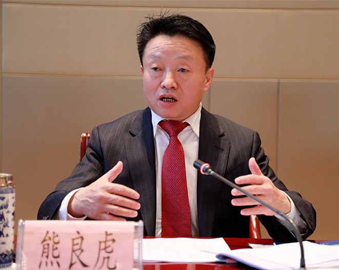 mg冰球突破集团2018年工作会议暨一届二次职代会隆重召开