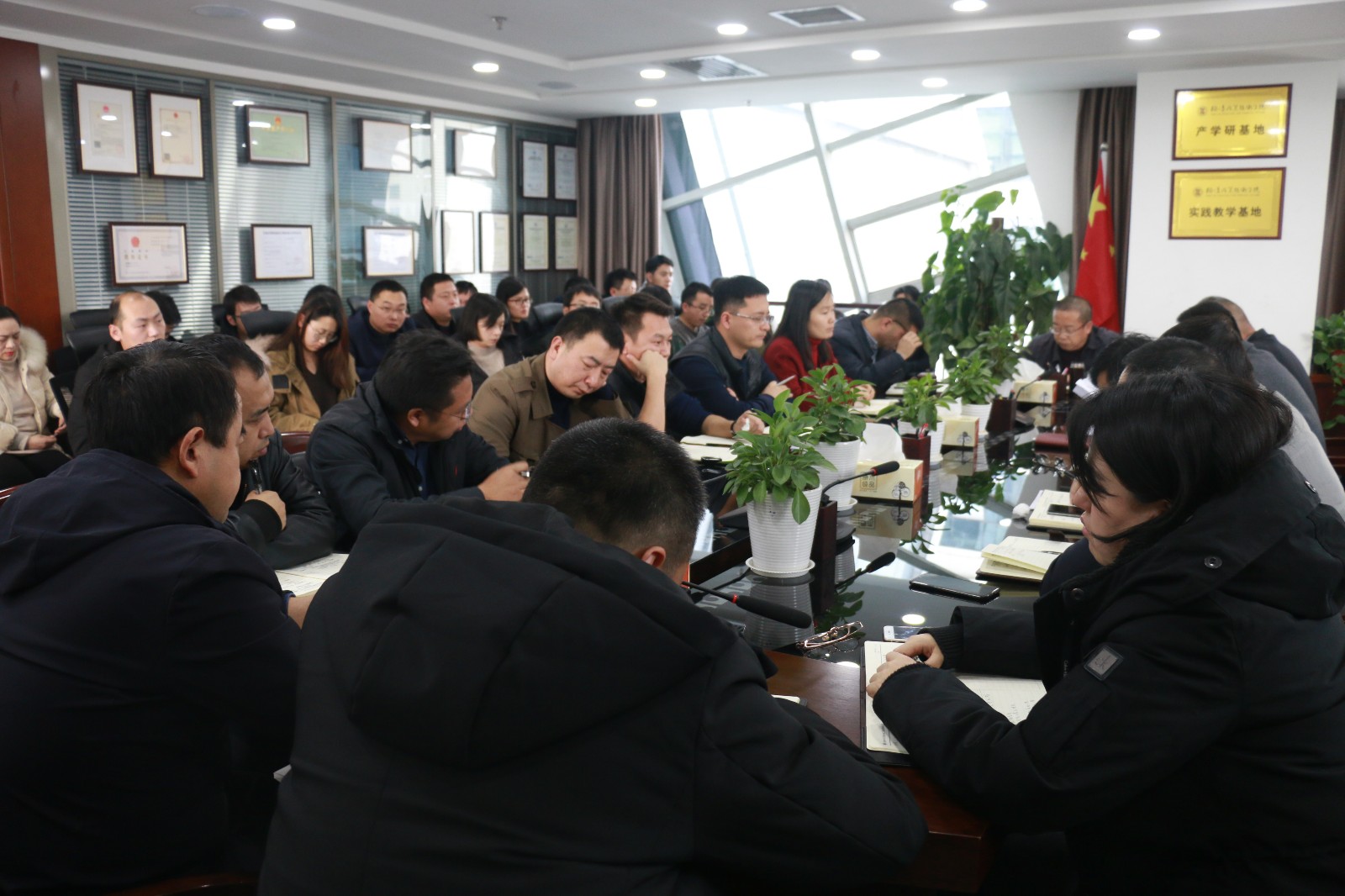 ˮ���ι�˾�ٿ�Υ�������������ר����������ר��ۻ�