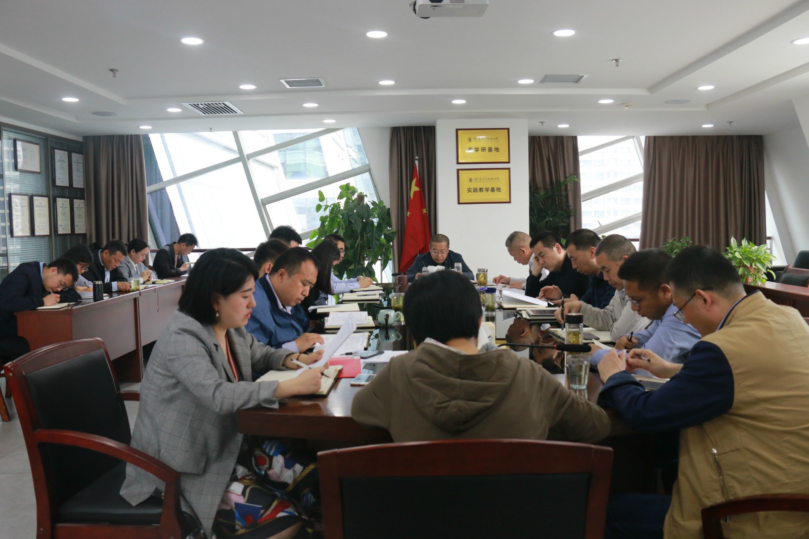 ˮ���ι�˾�ٿ�ר��ۻ�ת��ѧϰ���Ź�˾�Ų黯���ش�Σ������ۻᾫ��