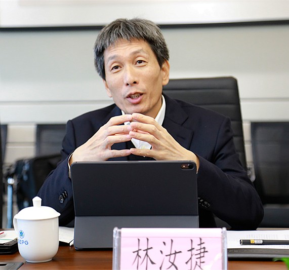 mg����ͻ�Ƽ����븣��ѩ�˹ɷݹ�˾�������������ʵ�������������˷��ϯ