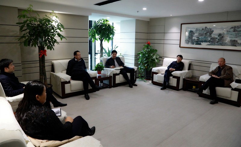 ���������ԣ�����οƼ���˾���³�������