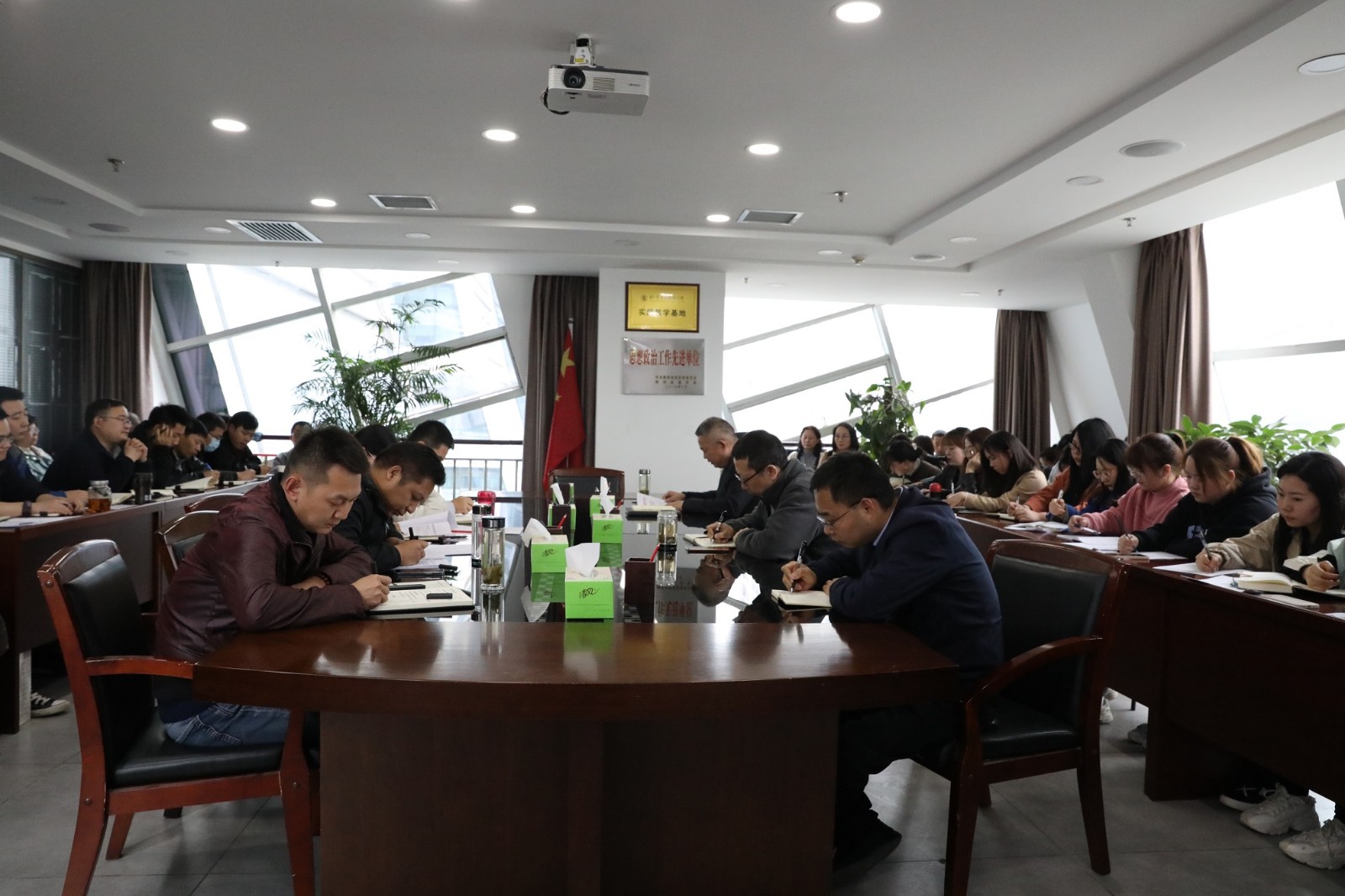 ˮ���ι�˾���е�ʷѧϰ����ר�������