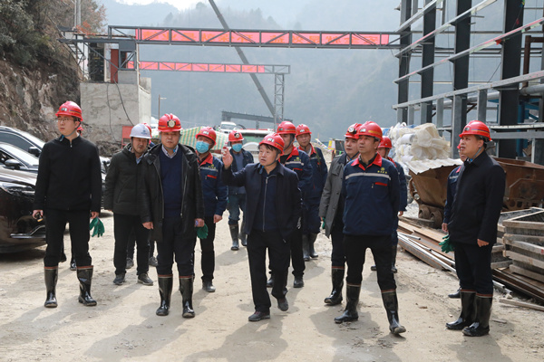 ���������վ���������������ʶӵ������