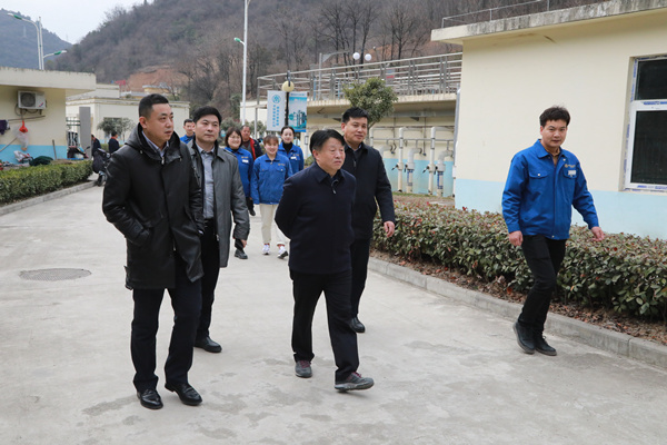 ���������վ���������������ʶӵ������