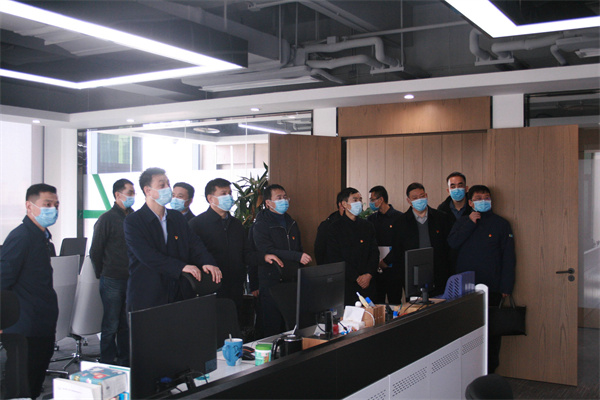 ʡ����ί��ίίԱ��פί�ͼ������鳤���򶫵��ش�ԭmg����ͻ�Ƽ����������ĵ���