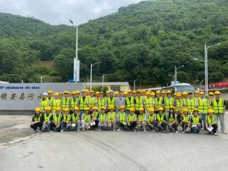 ������Σ�����ѧԺʦ���߽�ˮ���ι�˾����ˮ���óͷ���