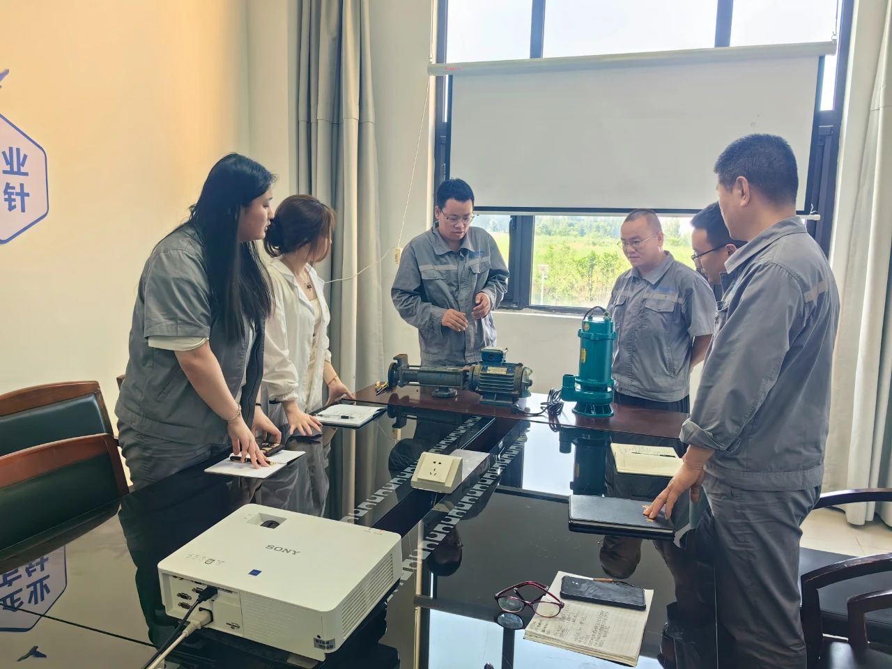 ��¹ԭ��˾��չ��ְ���Ͻ�̨���