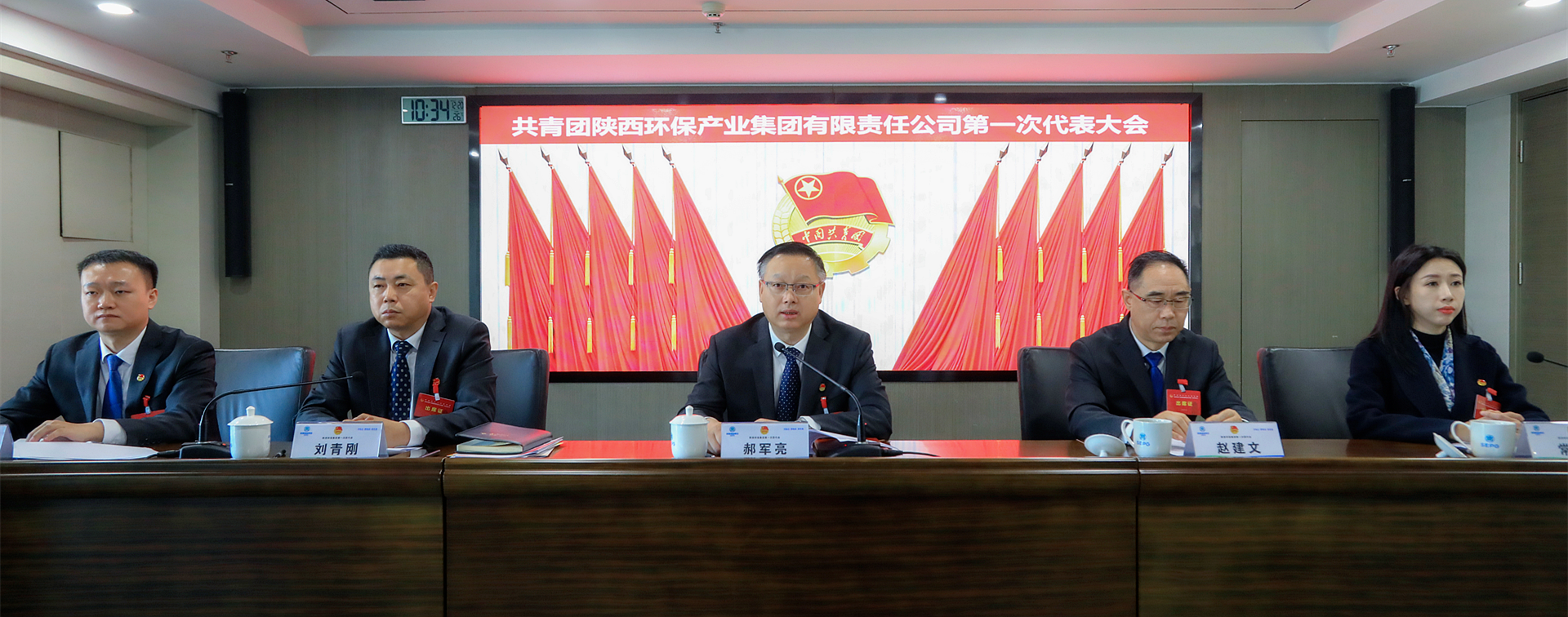 �������ĸ����� ͦ�߼������ഺ��mg����ͻ�Ƽ����ٿ���һ���Ŵ���