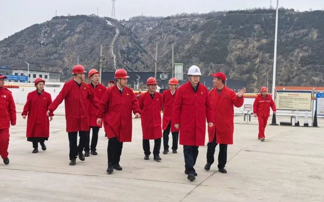 �¾�������¡��Դ��˾���������̹�˾��Ŀһ�ߵ���