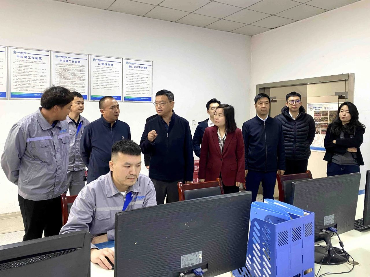 �����ܸ�ˮ���ι�˾�������ҵ��˾��Ŀһ�ߵ���