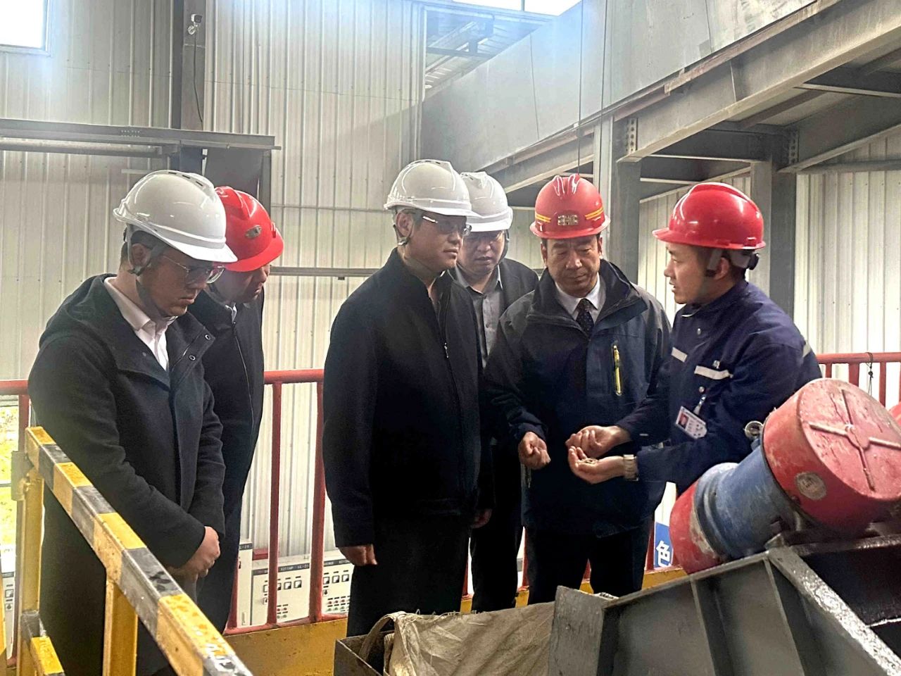 �����ܸ�ˮ���ι�˾�������ҵ��˾��Ŀһ�ߵ���